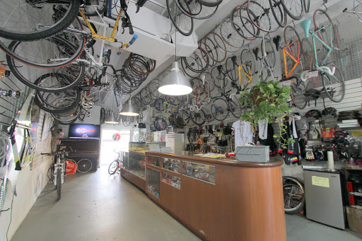 Used Bicycle Shop «Willie’s Bicycle», reviews and photos, 3210 NE 2nd Ave, Miami, FL 33137, USA