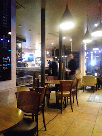Atmosphère du Restaurant Le Petit Cardinal à Paris - n°7