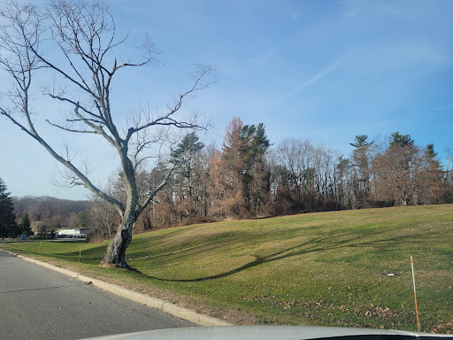 Golf Course «Northport Golf Course», reviews and photos, 79 Middleville Rd, Northport, NY 11768, USA