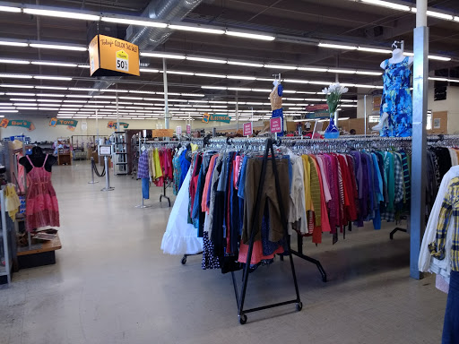 Thrift Store «Thrift Town», reviews and photos, 410 El Camino Ave, Sacramento, CA 95815, USA