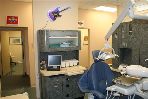 13616 Madison Ave, Lakewood, OH 44107, USA