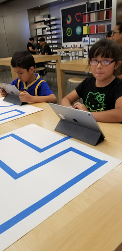 Computer Store «Apple Cielo Vista Mall», reviews and photos, 8401 Gateway Blvd W, El Paso, TX 79925, USA