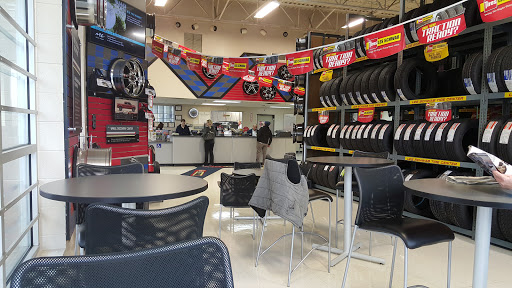 Tire Shop «Les Schwab Tire Center», reviews and photos, 2650 Las Positas Rd, Livermore, CA 94551, USA