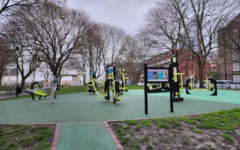 Polygon Road Outdoor Gym image