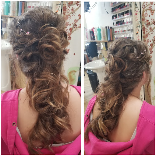 Nail Salon «A+Salon, Nails, Hair & Aesthetics», reviews and photos, 219 Clinton St, Milford, MI 48381, USA