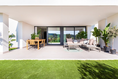 ADRIANA HOMES en Málaga