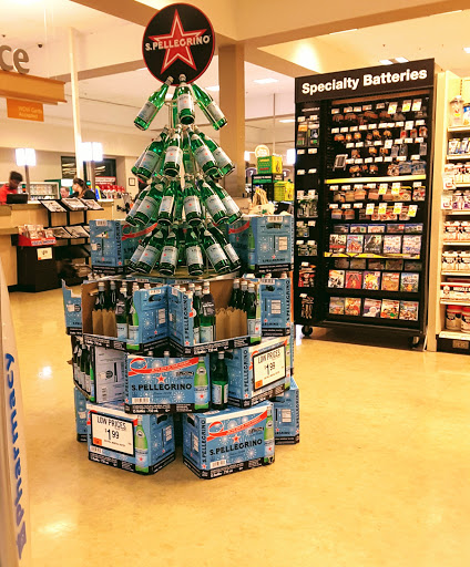 Grocery Store «Giant Food Stores», reviews and photos, 550 Lancaster Ave, St Davids, PA 19087, USA