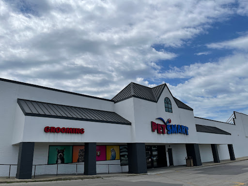 Pet Supply Store «PetSmart», reviews and photos, 5050 SE 14th St, Des Moines, IA 50320, USA