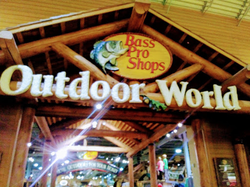 Sporting Goods Store «Bass Pro Shops», reviews and photos, 4500 Baldwin Rd, Auburn Hills, MI 48326, USA
