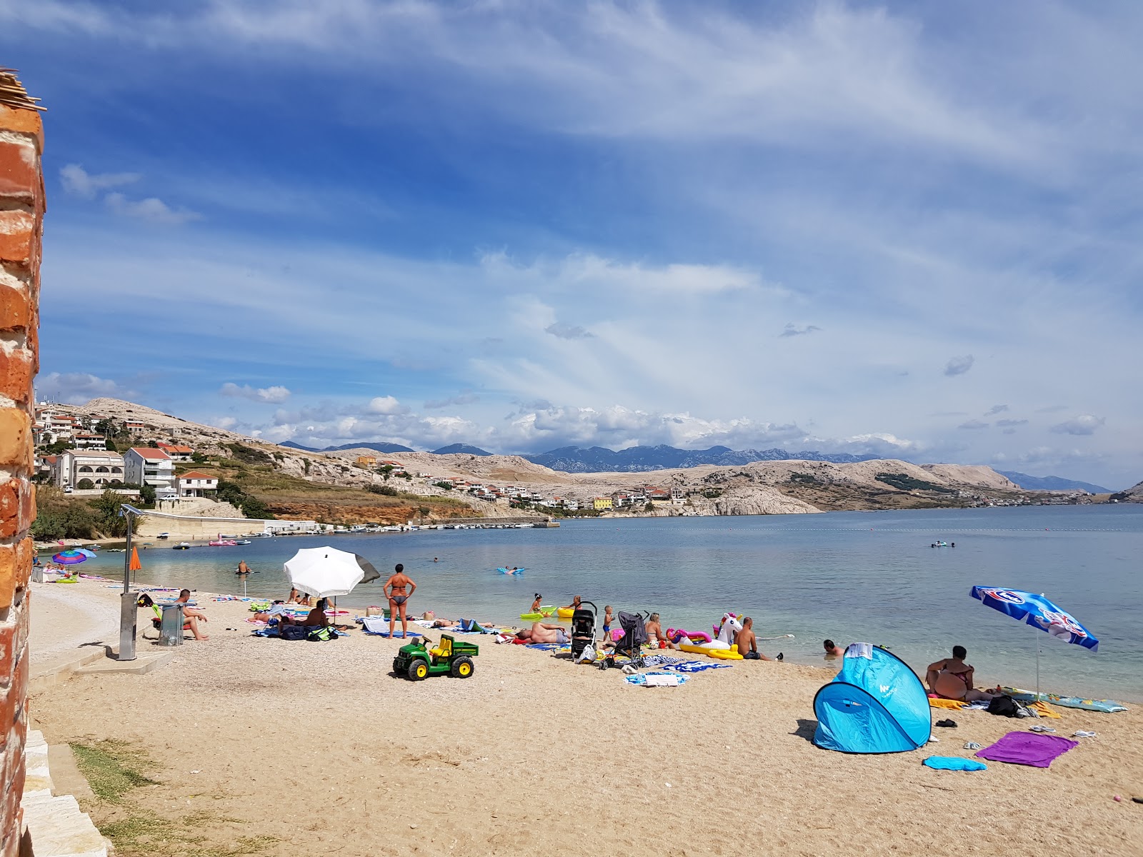 Foto von Zubovici beach mit etwas sauber Sauberkeitsgrad