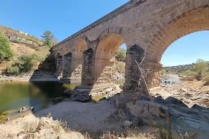 Ponte de Segura image