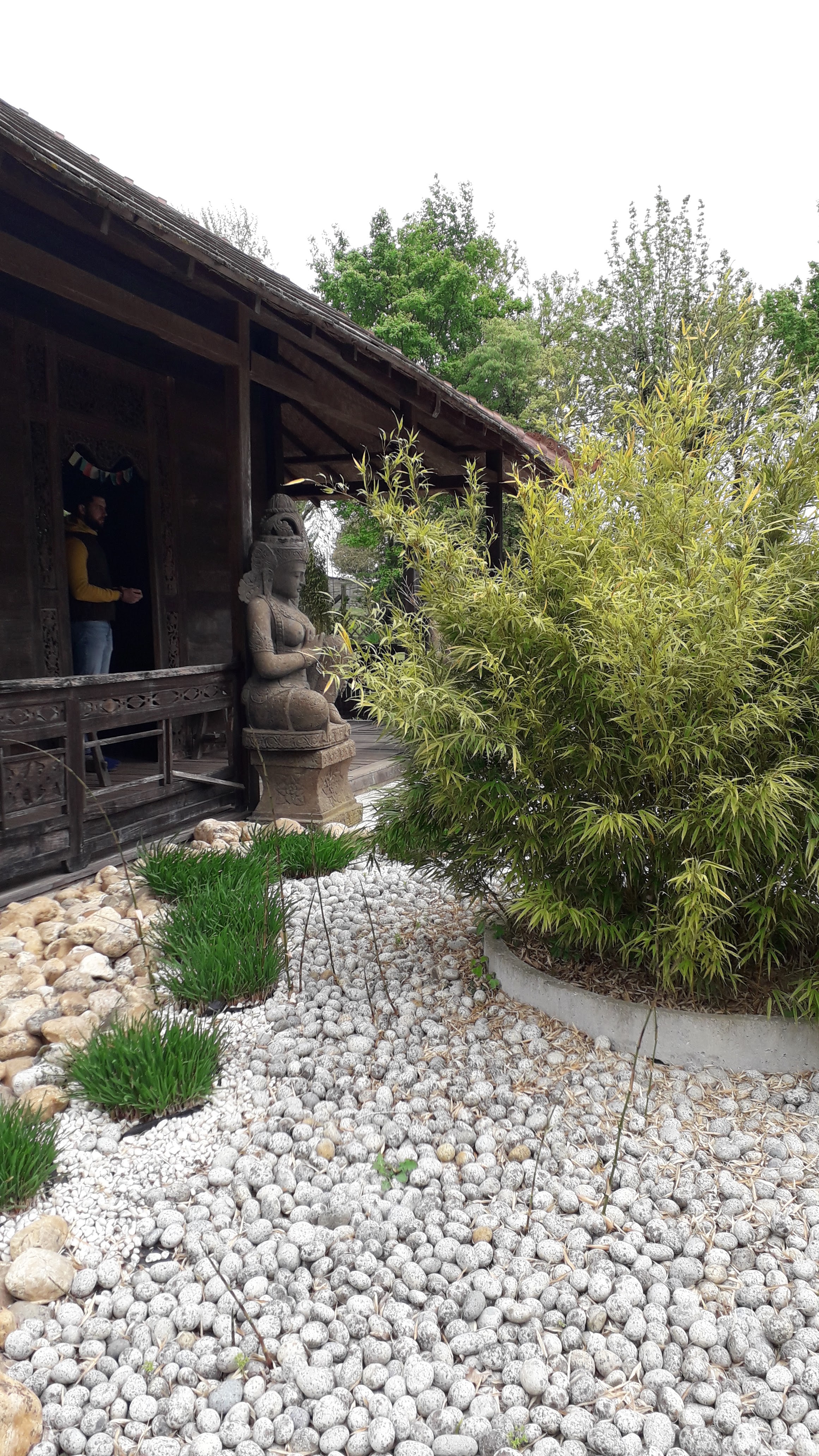 Photo n° 4 de l'avis de Emilie.. fait le 23/04/2019 à 05:45