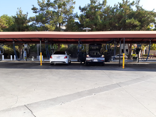 Car Wash «Capitol Premier Car Wash», reviews and photos, 735 Capitol Expressway Auto Mall, San Jose, CA 95136, USA