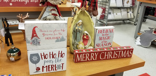 Department Store «T.J. Maxx», reviews and photos, 1320 Lincoln Way E, Chambersburg, PA 17202, USA