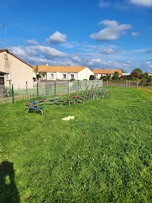 Aire de jeux pour enfants à Lys-Haut-Layon
