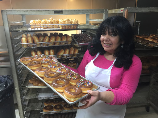 Donut Shop «Donutville U.S.A.», reviews and photos, 14829 Ford Rd, Dearborn, MI 48126, USA