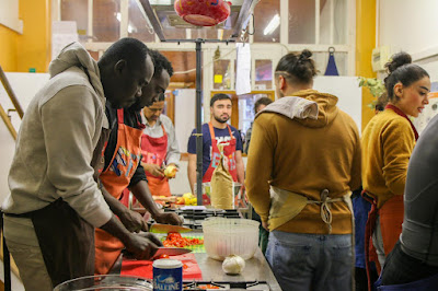 Restaurant associatif ERIS - Pour l'intégration et l'insertion des personnes réfugiées à Lyon