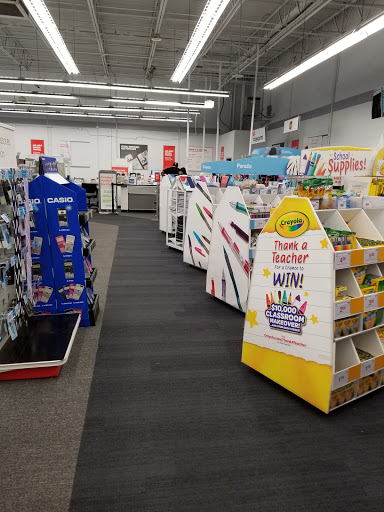 Office Supply Store «Staples», reviews and photos, 4450 Mitchellville Rd, Bowie, MD 20716, USA
