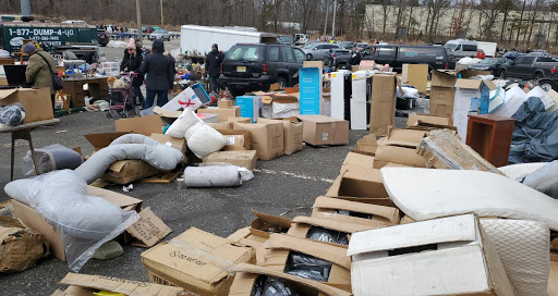 Flea Market «Collingwood Auction & Flea Market», reviews and photos, 1350 NJ-33, Farmingdale, NJ 07727, USA