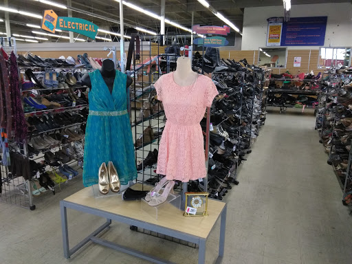 Thrift Store «Thrift Town», reviews and photos, 410 El Camino Ave, Sacramento, CA 95815, USA