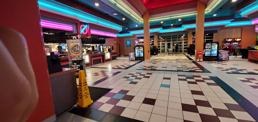 Movie Theater «Regal Cinemas Longston Place 14», reviews and photos, 13317 Meridian E, Puyallup, WA 98373, USA