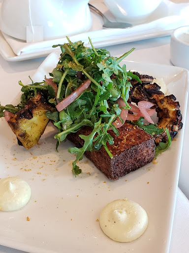 Seafood Restaurant «Fish Market Restaurant», reviews and photos, 750 N Harbor Dr, San Diego, CA 92101, USA