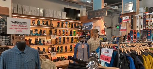 Outdoor Sports Store «Pro Ski and Mountain Service», reviews and photos, 108 W North Bend Way, North Bend, WA 98045, USA