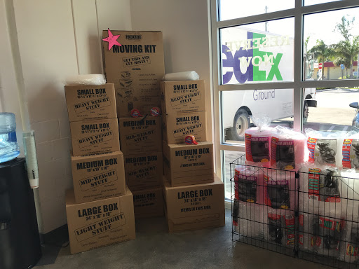 Self-Storage Facility «US Storage Centers», reviews and photos, 15555 W Dixie Hwy, North Miami Beach, FL 33162, USA