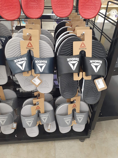 Discount Store «Big Lots», reviews and photos, 3131 W Shaw Ave, Fresno, CA 93711, USA