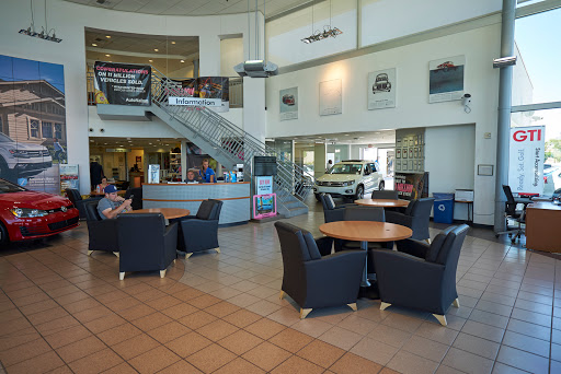 Volkswagen Dealer «AutoNation Volkswagen Las Vegas», reviews and photos, 6375 W Sahara Ave, Las Vegas, NV 89146, USA