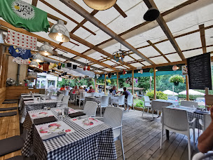 Photo n°80 de Le Beau site auvergne Restaurant Auberge à Servant ()