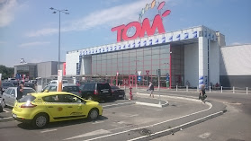 Centrul Comercial Tom