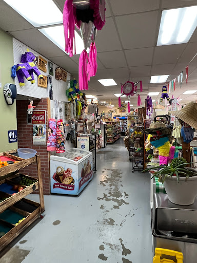 Mexican Grocery Store «San Miguel Mexican Store And Taqueria», reviews and photos, 2024 54th Ave E, Fife, WA 98424, USA