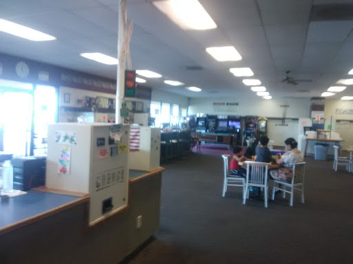 Laundromat «Suds City Depoe», reviews and photos, 1785 Lancaster Dr NE, Salem, OR 97305, USA