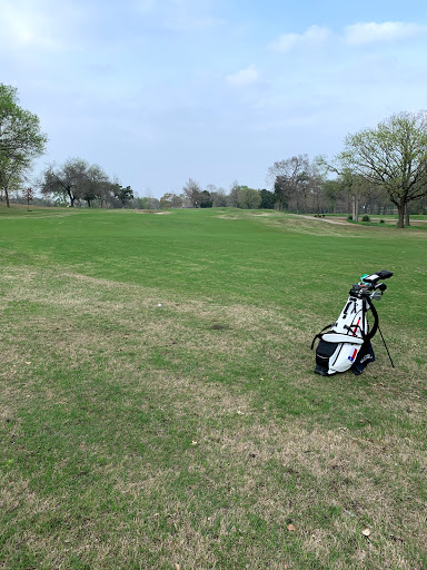 Golf Course «Cedar Crest Golf Course», reviews and photos, 1800 Southerland Ave, Dallas, TX 75203, USA