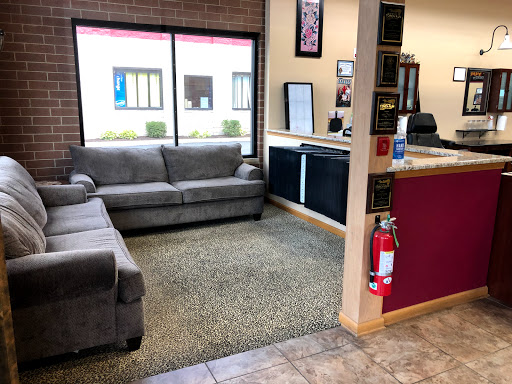 Tattoo Shop «Vanity Tattoo», reviews and photos, 28 S Western Ave, Carpentersville, IL 60110, USA