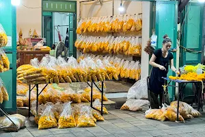 Pak Khlong Talat (Flower Market) image