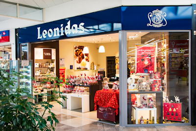 LEONIDAS Osny 95 Val d'Oise C cial L'Oseraie Auchan DGLS COEUR DE PRALINE à Osny