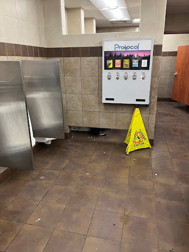 Gas Station «Flying J», reviews and photos, 8051 Bagley Ave, Northfield, MN 55057, USA