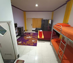 EMWEKA Guest House HomeStay/Kost-Hotel/Penginapan BERSIH MURAH Balikpapan photo