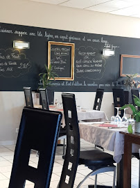 Atmosphère du Restaurant français Restaurant La Crémaillere à La Boulaye - n°4