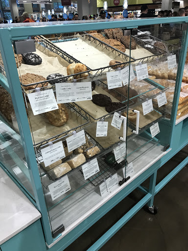 Grocery Store «Whole Foods Market», reviews and photos, 2210 Westlake Ave, Seattle, WA 98121, USA