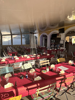 Le patio à Vias