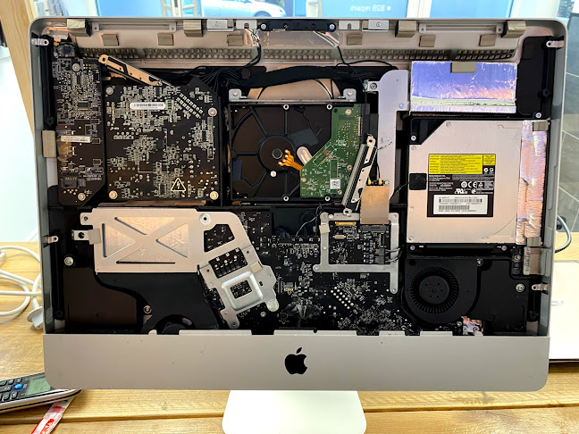 Reviews of STW Laptop & MacBook Repairs in Cardiff - Computer store