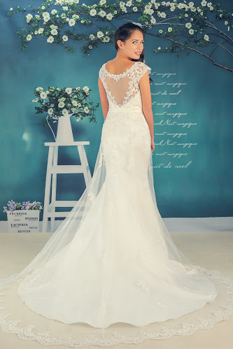 Wedding Dresses | Bridesmaid Dresses | Suit Hire - Fairytales Bridal Wear Leeds