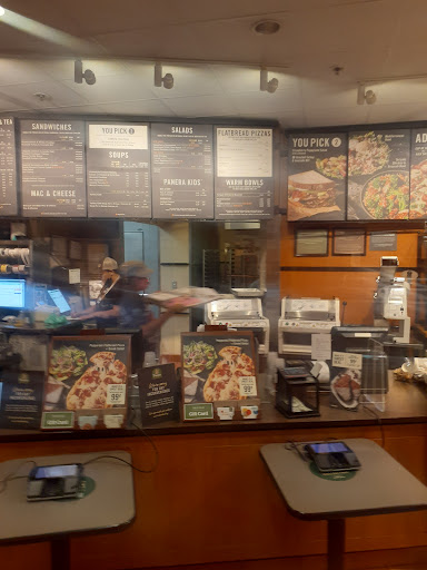 Grocery Store «Grocery Outlet Bargain Market», reviews and photos, 3566 W Shaw Ave, Fresno, CA 93711, USA