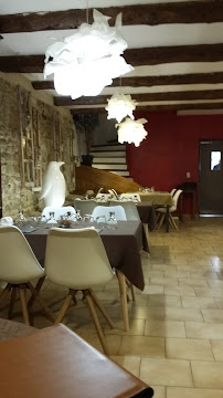 Atmosphère du Restaurant français Auberge de Chanaleilles à Les Vans - n°11