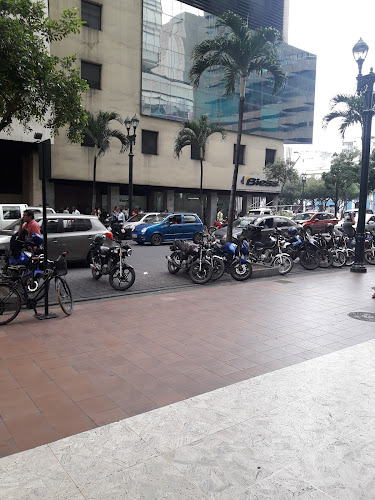 Opiniones de BIESS armando valverde en Guayaquil - Banco