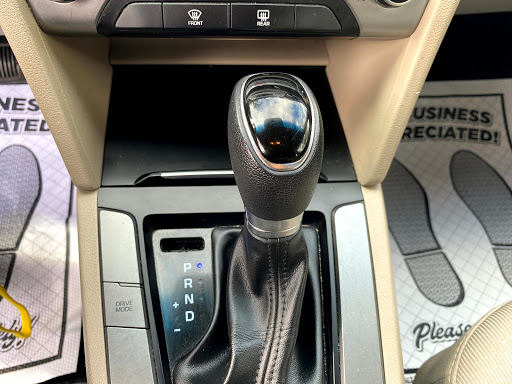 Used Car Dealer «MIA Repos LLC Auto Sales», reviews and photos, 9907 NW 79th Ave, Hialeah Gardens, FL 33016, USA