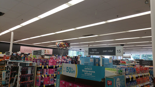 Drug Store «Walgreens», reviews and photos, 905 New Durham Rd, Edison, NJ 08817, USA